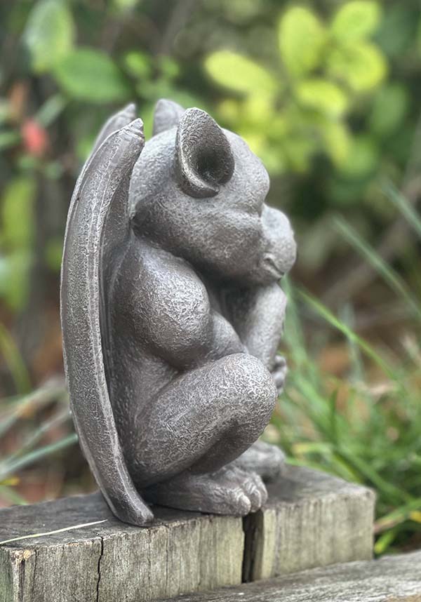 Sitting Gargoyle | FIGURE