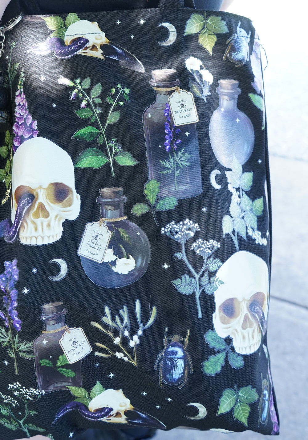 Venom &amp; Vines | TOTE BAG