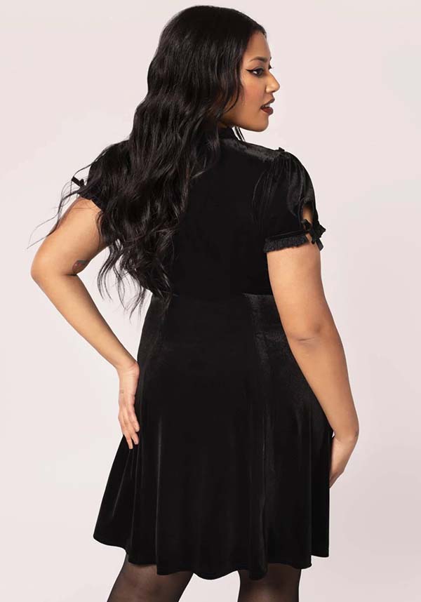 Mourning | DRESS