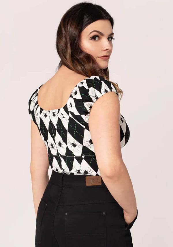Regina [Black/White] | TOP