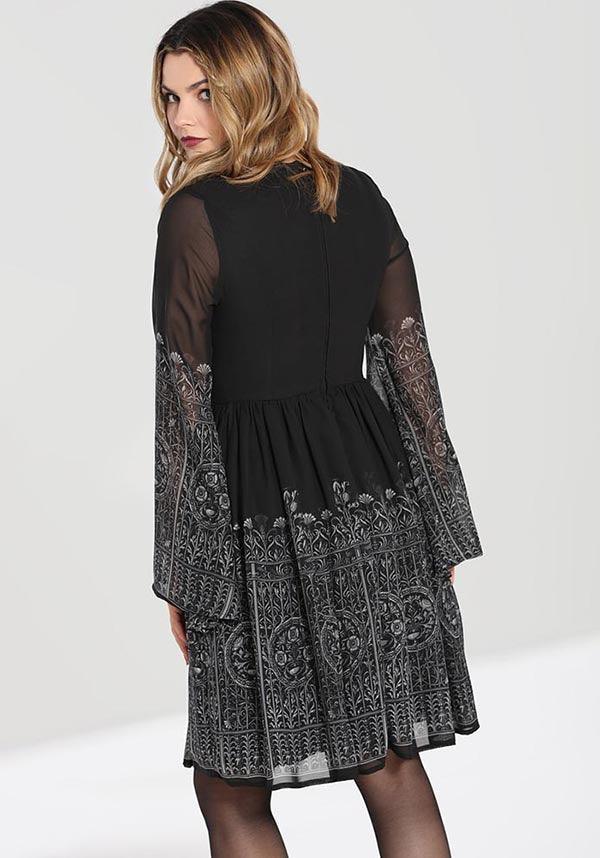 Secret Gate | DRESS*