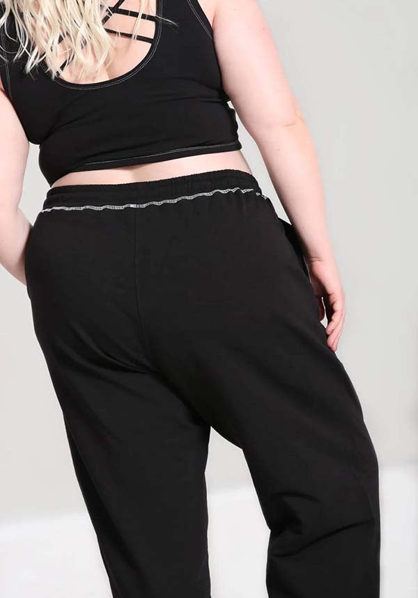 Solaris | JOGGERS