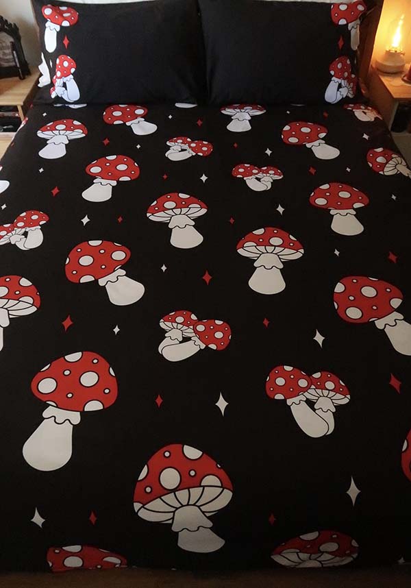Amanita Nightmare | QUEEN QUILT SET**