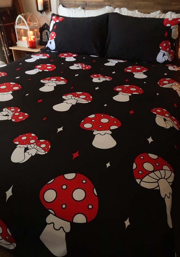 Amanita Nightmare | QUEEN QUILT SET**