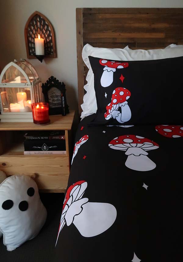 Amanita Nightmare | QUEEN QUILT SET**