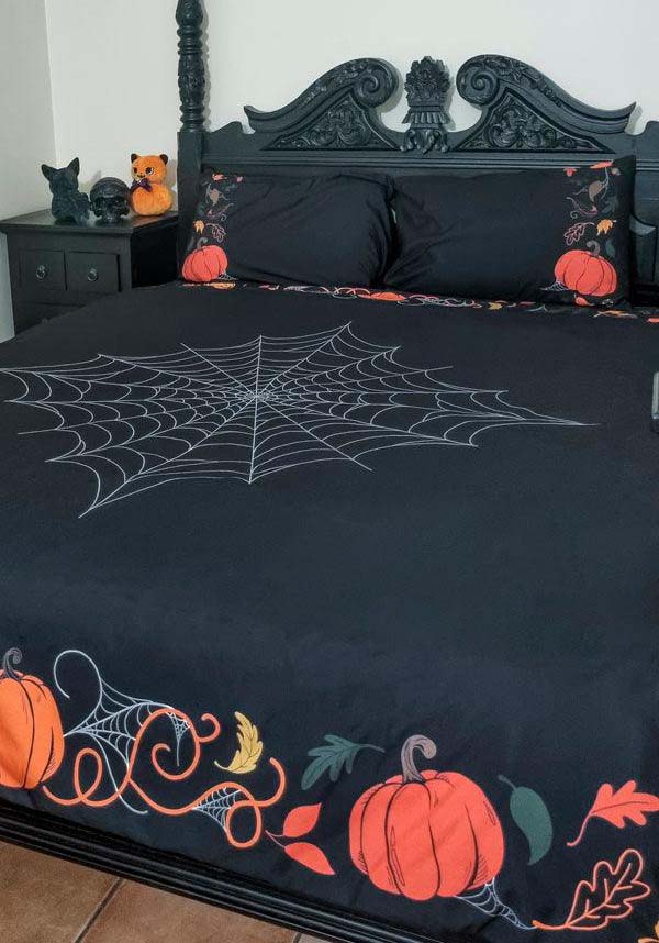 Haunted Hallows | QUEEN QUILT SET**