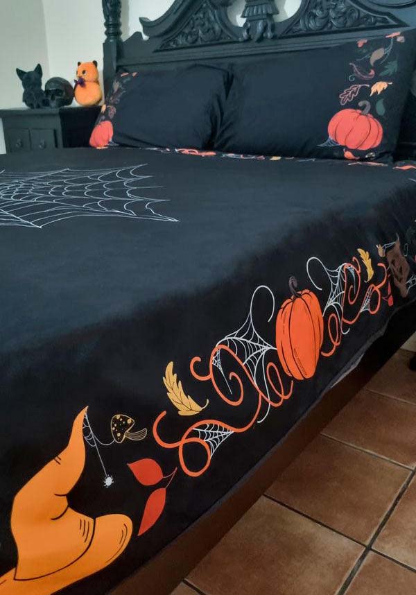 Haunted Hallows | QUEEN QUILT SET**