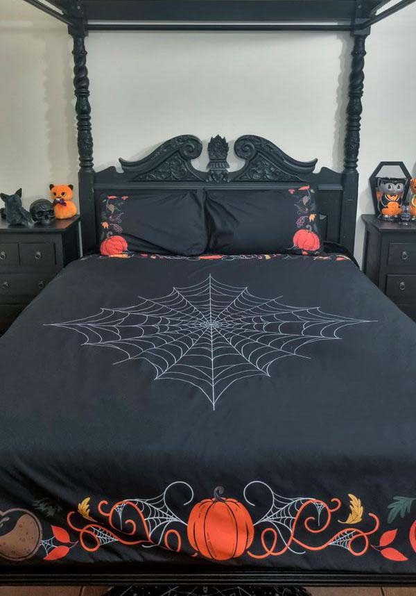 Haunted Hallows | QUEEN QUILT SET**