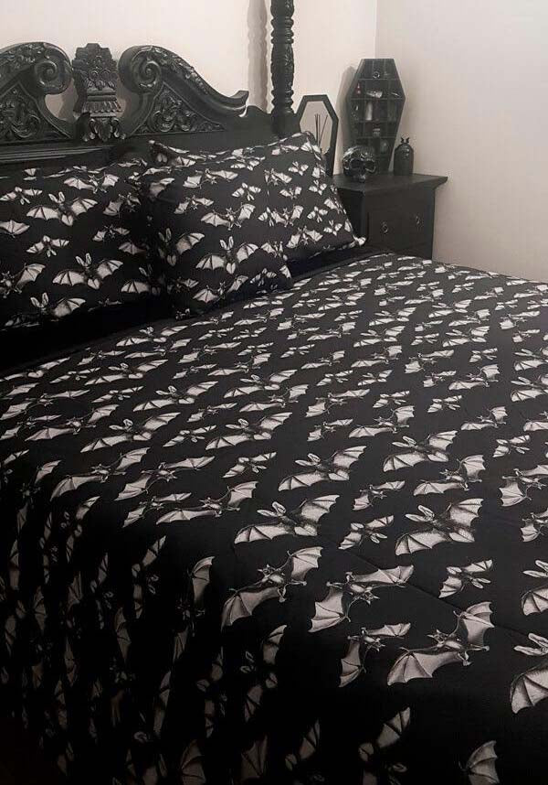 Midnight Flight | QUEEN QUILT SET**
