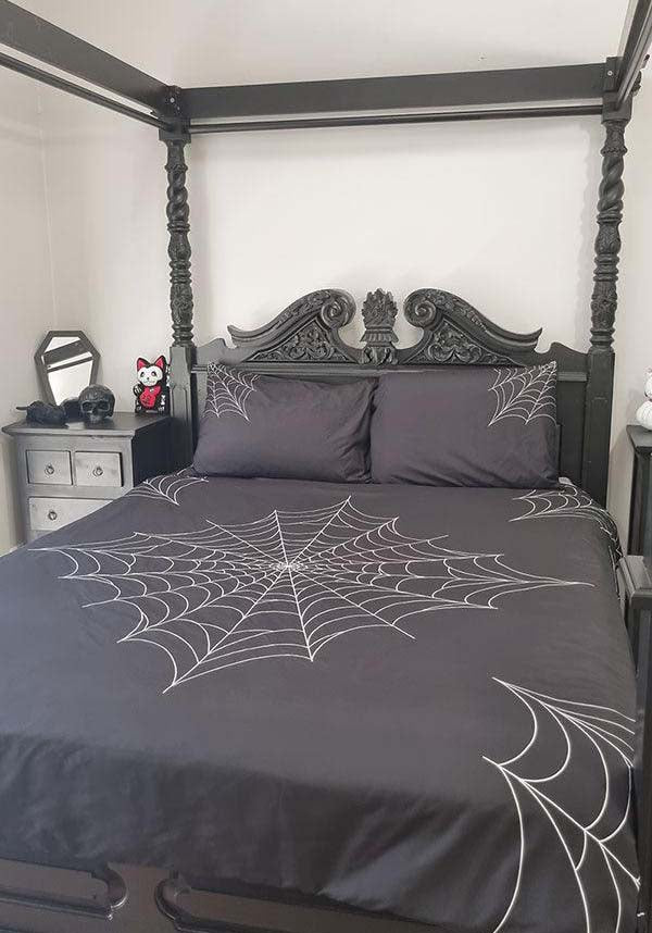 Web Of Nightmares | QUEEN QUILT SET**