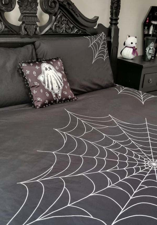 Web Of Nightmares | QUEEN QUILT SET**