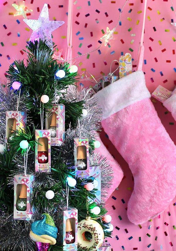 Candy Cane | NAIL POLISH
