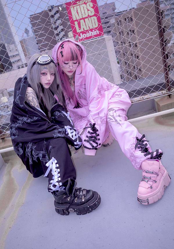 Death Kiss [Black] | CHAIN JOGGERS