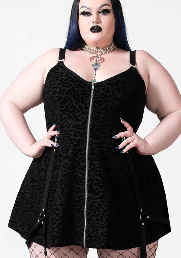 FEELIN PURRTY | SKATER DRESS**