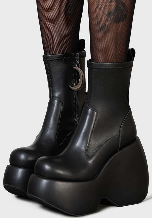 Ruins And Remains | BOOTS