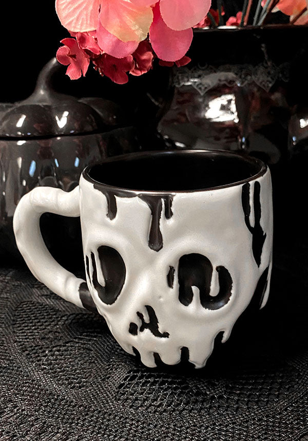 Molten Skull | MUG