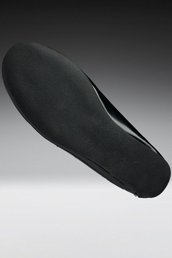 Relic [Black] | FLATS