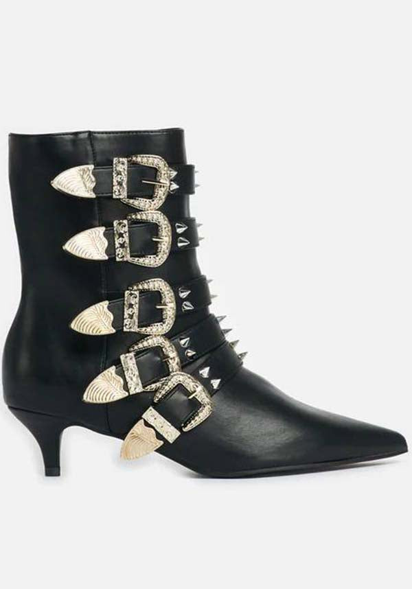 Traitor Zone Spiked | BOOTS**