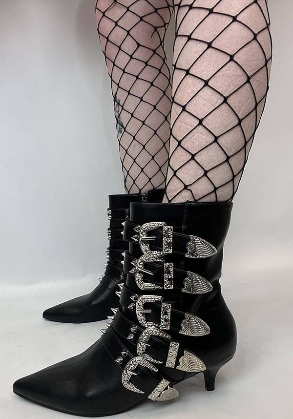 Traitor Zone Spiked | BOOTS**