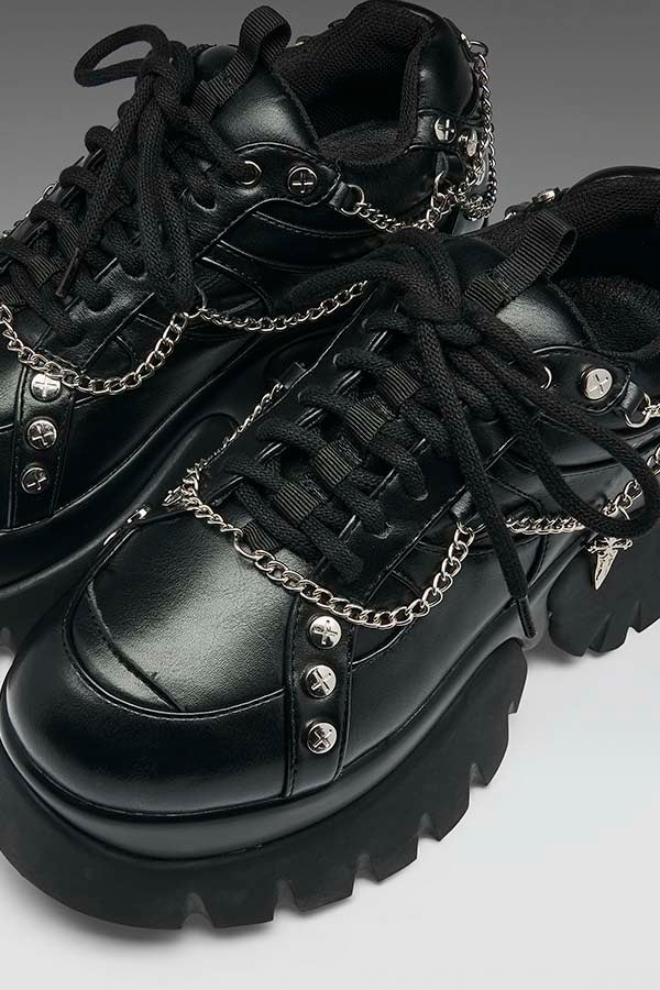 Unburdened Heart [Black] | MONSTER TRAINERS