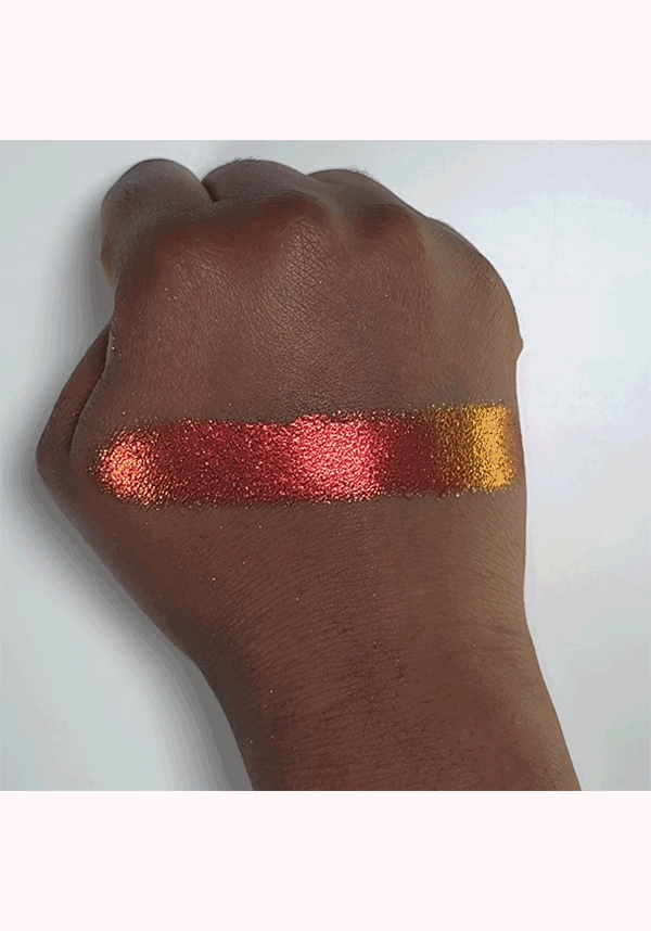 LETHAL COSMETICS Aldebaran | PRESSED EYESHADOW - Detail 3