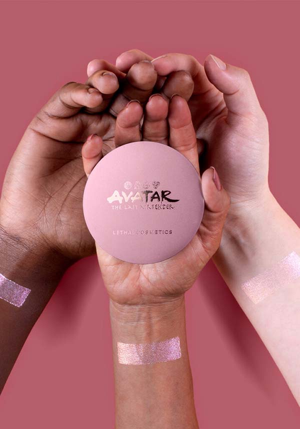 White Lotus | HIGHLIGHTER