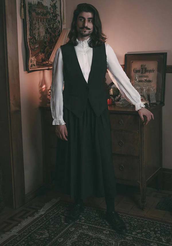 Dracula | SKIRT