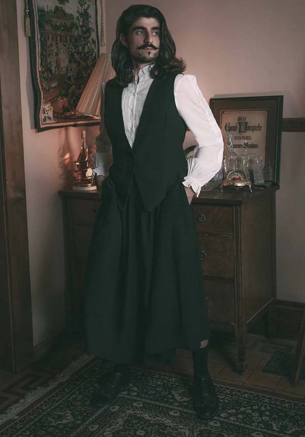Dracula | SKIRT