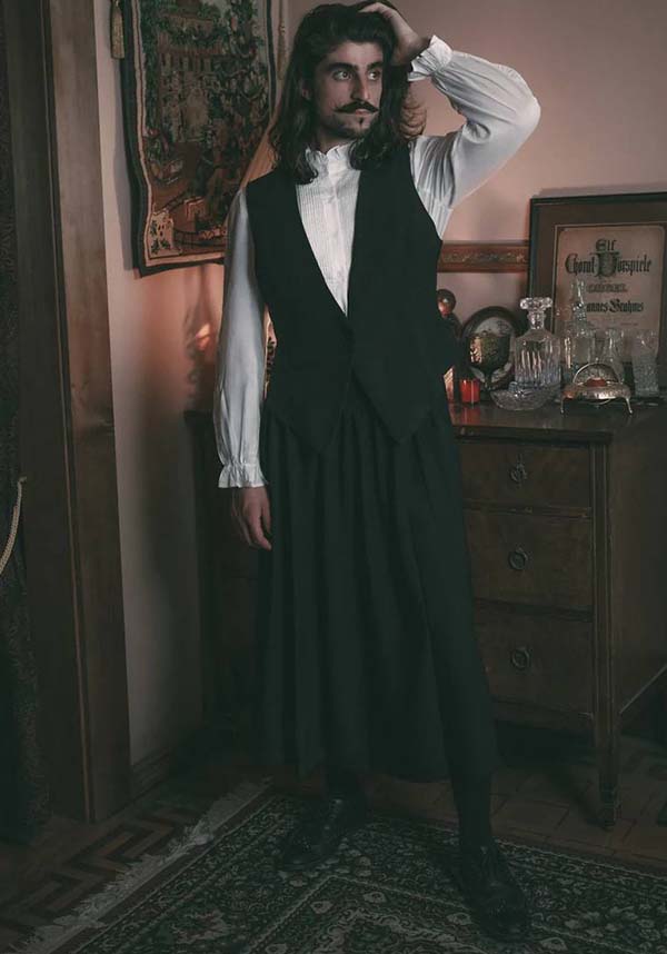 Dracula | SKIRT