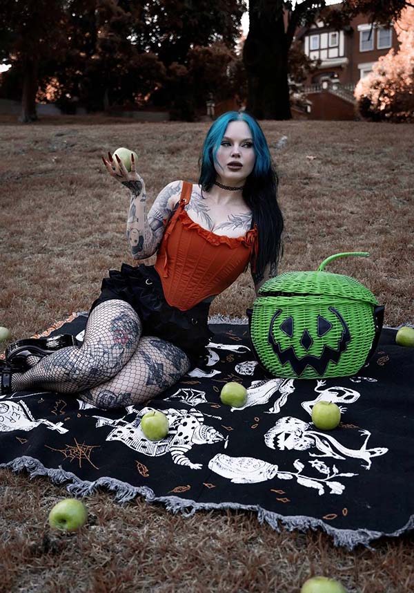 Haunted Hallows [Green] | PICNIC BASKET