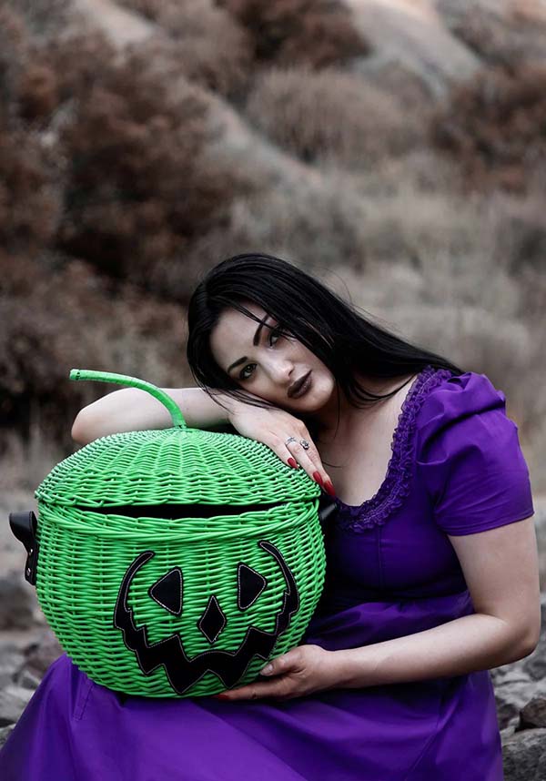 Haunted Hallows [Green] | PICNIC BASKET