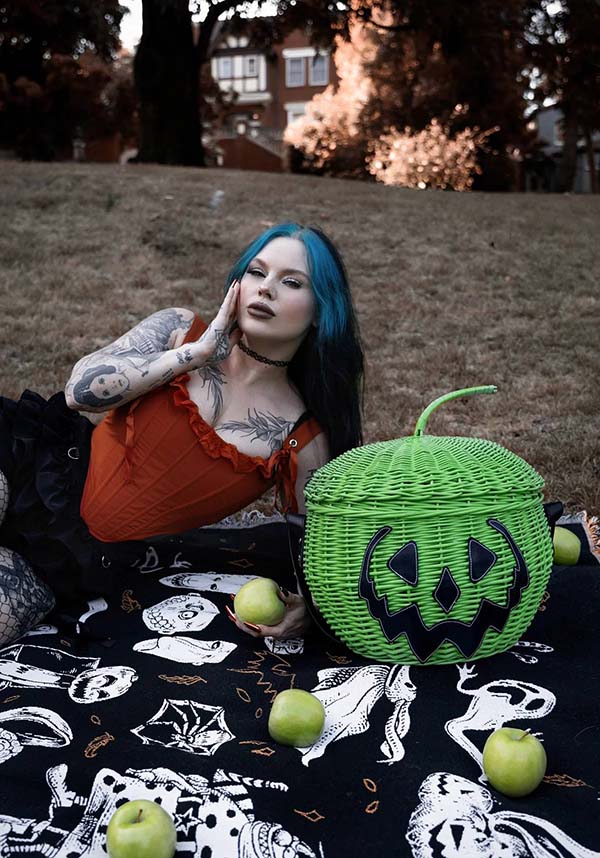 Haunted Hallows [Green] | PICNIC BASKET