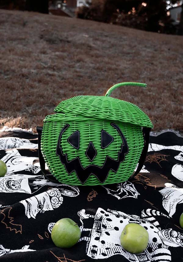 Haunted Hallows [Green] | PICNIC BASKET