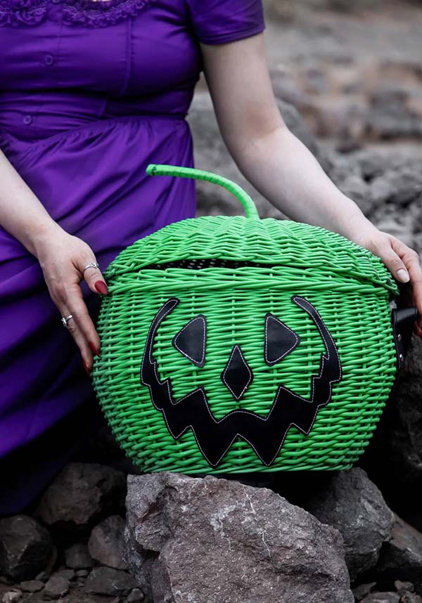 Haunted Hallows [Green] | PICNIC BASKET