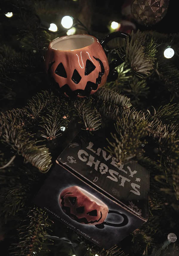 Haunted Hallows | MUG