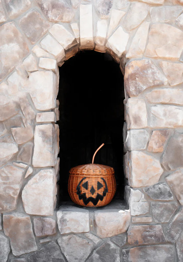 Haunted Hallows | PICNIC BASKET