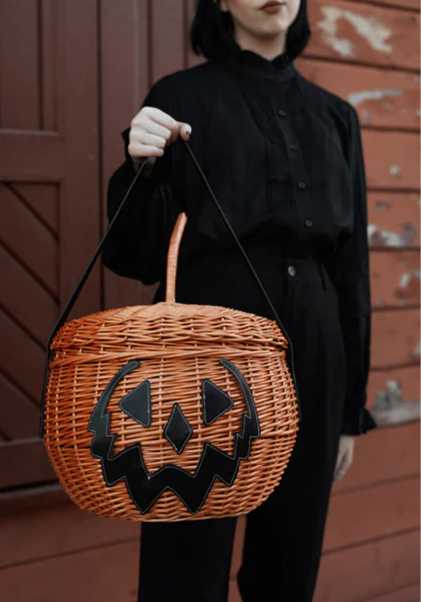 Haunted Hallows | PICNIC BASKET