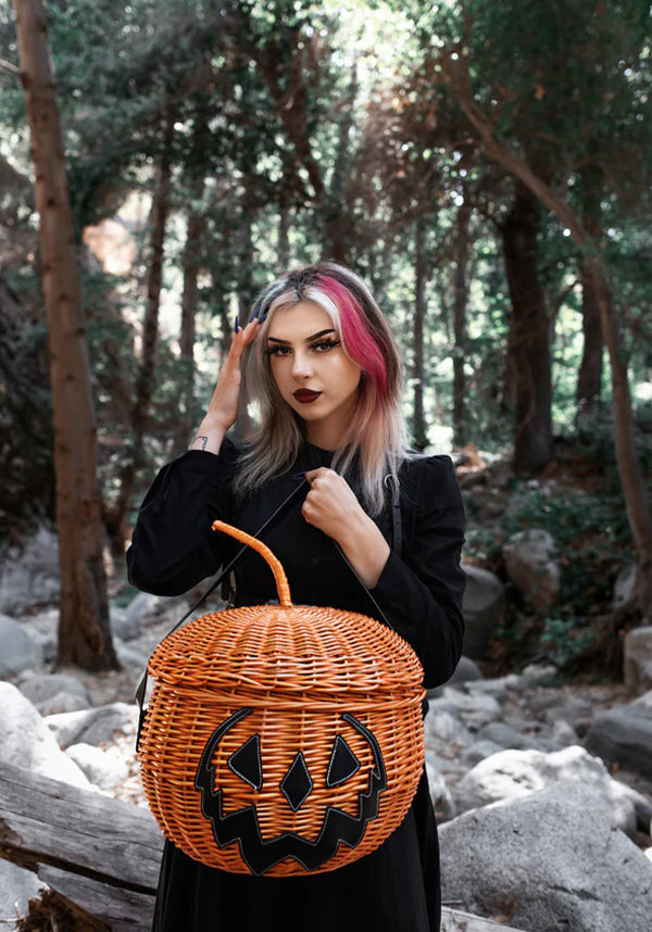 Haunted Hallows | PICNIC BASKET