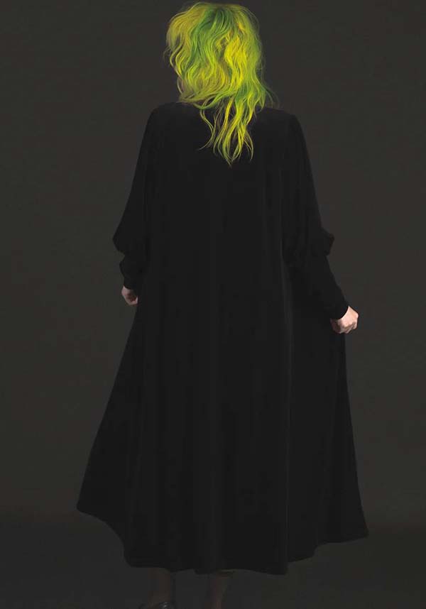 Morticia | DUSTER