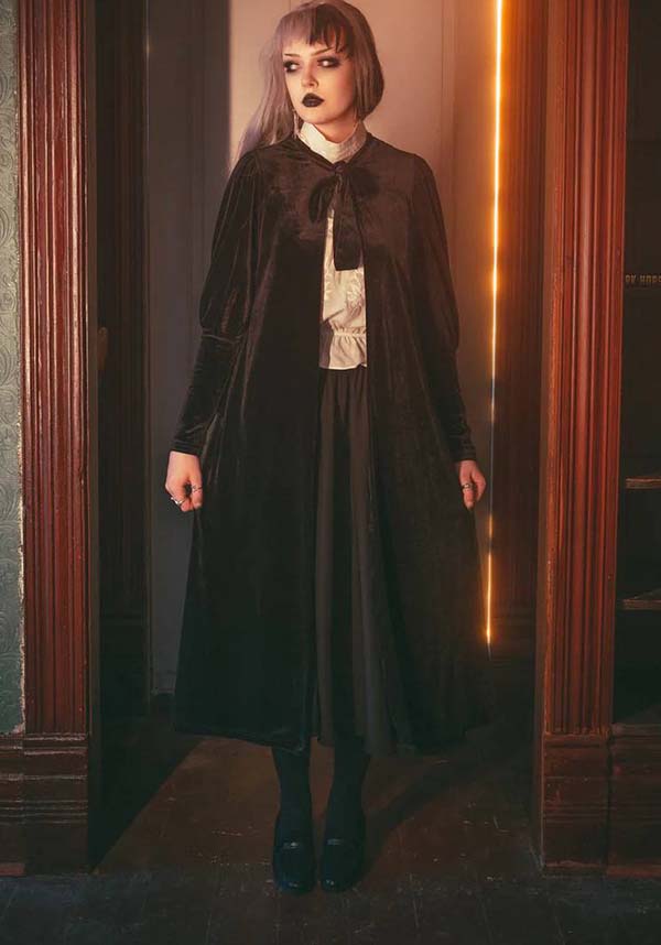 Morticia | DUSTER