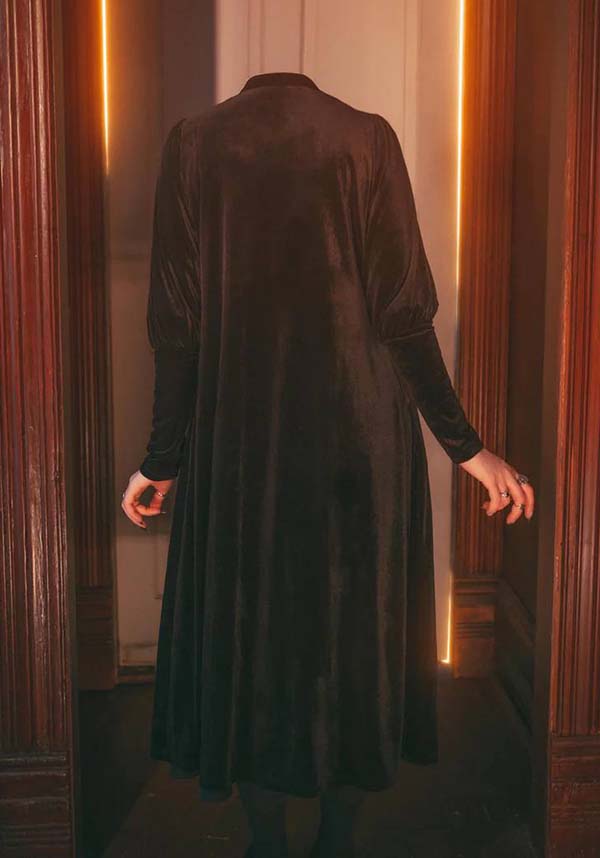 Morticia | DUSTER