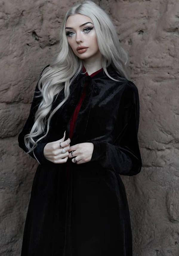 Morticia | DUSTER