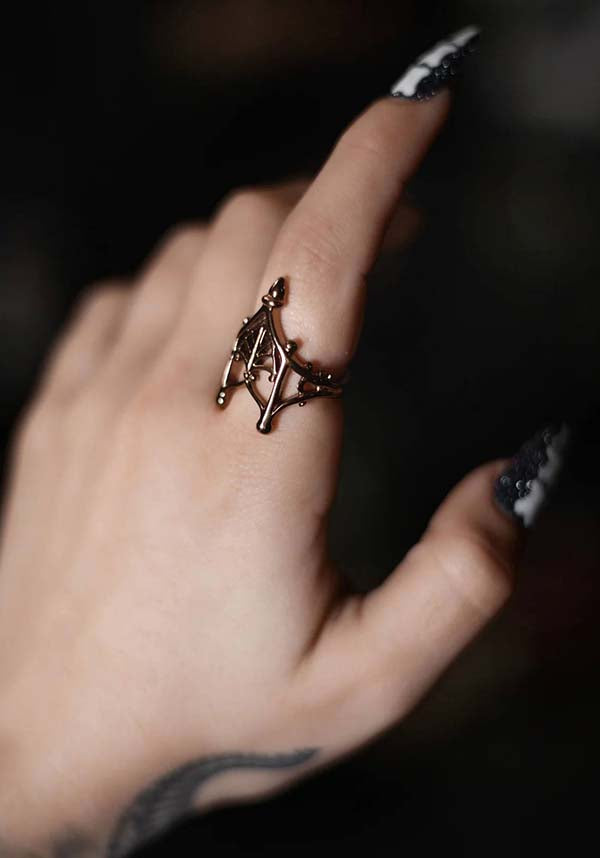 Sacred Arches [Gold] | RING