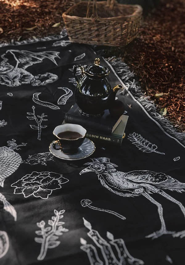 The Creatures Woven | TAPESTRY BLANKET*