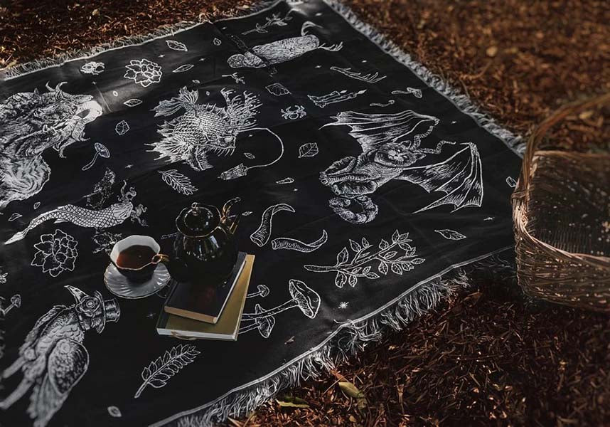 The Creatures Woven | TAPESTRY BLANKET*