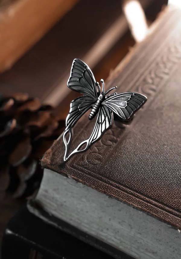 Whispering Wings | RING