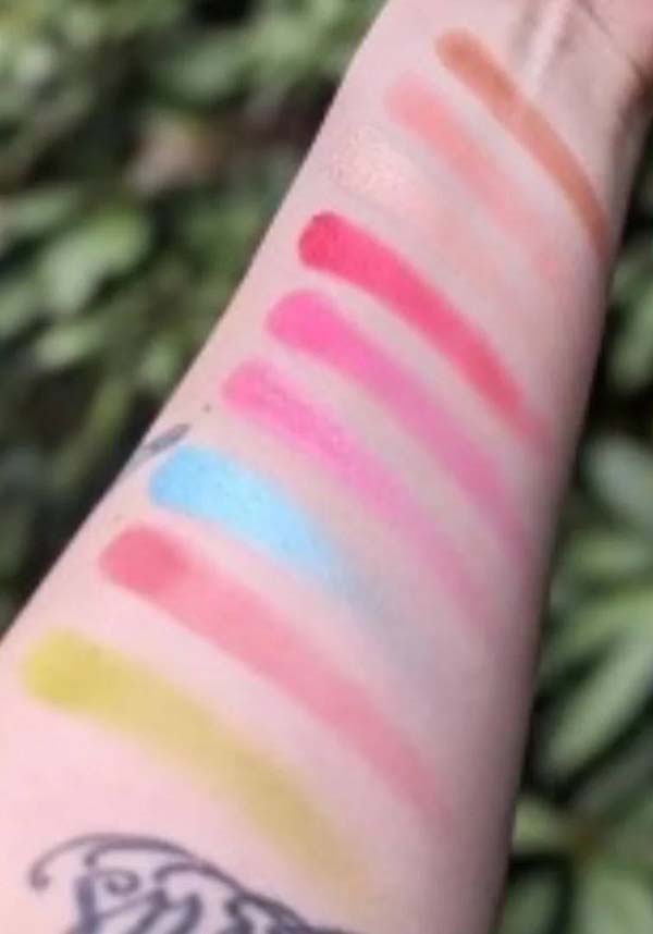 Medusa's Garden | EYESHADOW PALETTE*