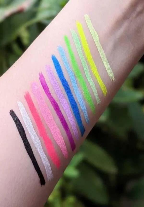 Black/White | CAKE WET EYELINER - Beserk - all, black, clickfrenzy15-2023, cosmetics, discountapp, eyeliner, eyes, eyeshadow cream, fp, labeluvreactive, labelvegan, liner, make up, makeup, may22, MM36617, R050522, special effects makeup, special fx makeup, uv, uv reactive, uvreactive, vegan, white