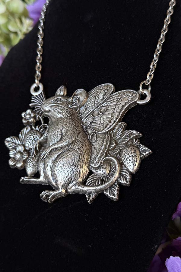 Atlas Rattacus | NECKLACE