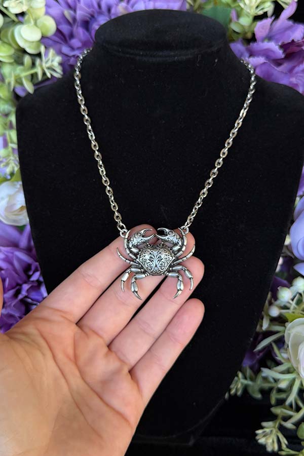 Claws Out | NECKLACE